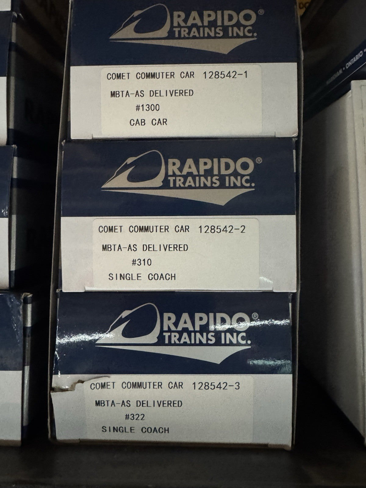 Rapido HO Comet Car: MBTA Commuter Rail - As Delivered: Coach #340