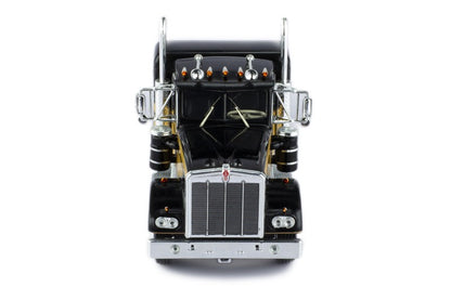 1:64 Smokey & the Bandit - 1976 Kenworth W900 - Black with Trailer PREORDER MAY