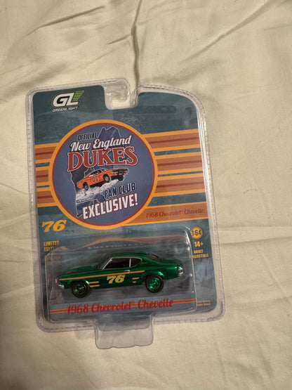 1:64 GREEN MACHINE 1968 Chevy Chevelle #76 Race Car