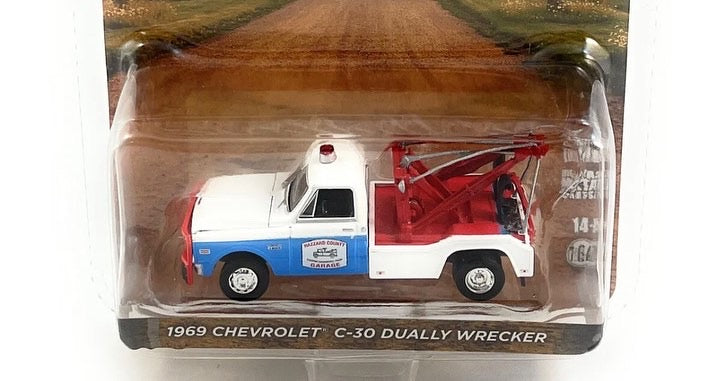 1:64 1969 Chevy C-30 COOTER'S TOW TRUCK HAZZARD COUNTY GARAGE PREORDER
